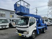 日野自動車 デュトロ １１．９ｍ高所作業車　５速ＭＴ