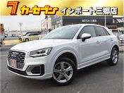 アウディ Ｑ２ ３０　ＴＦＳＩ　スポーツ