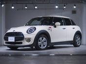 ＢＭＷ ミニ　ワン　５ドア ヴィクトリア