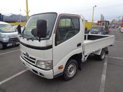 トヨタ ダイナ 平ボディ　１．５ｔ