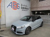 アウディ Ａ１　スポーツバック ミッドナイトリミテッド