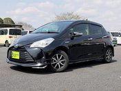 トヨタ ヴィッツ　ハイブリッド ハイブリッドＦ