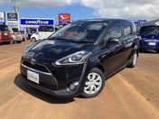 トヨタ シエンタ　ハイブリッド Ｇ　クエロ