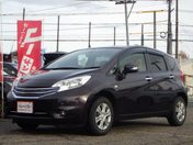 日産 ノート　４ＷＤ アクシス
