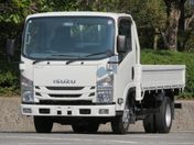 いすゞ エルフ ２ｔ　４ＷＤ　１１尺