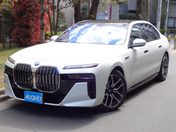 ＢＭＷ ｉ７ ｘＤｒｉｖｅ６０　Ｍスポーツ