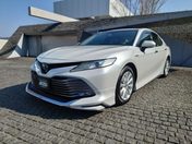 トヨタ カムリ Ｇ　モデリスタエアロ・純正９インチナビ＆