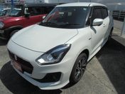 スズキ スイフト　４ＷＤ ＨＹＢＲＩＤ　ＲＳ　２型　フルタイム４Ｗ