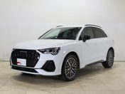 アウディ Ｑ３ ３５　ＴＤＩ　クワトロ　Ｓライン