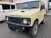 スズキ ジムニー　４ＷＤ ワイルドウィンド　