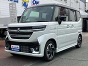 スズキ スペーシア　カスタム　４ＷＤ カスタム　ＨＹＢＲＩＤ　ＸＳターボ