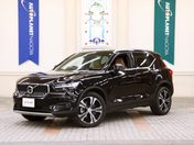 ボルボ ＸＣ４０ Ｂ４　ＡＷＤ　インスクリプション