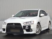 三菱 ランサー　４ＷＤ ＧＳＲ　エボリューション１０