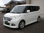 スズキ ソリオ　４ＷＤ ハイブリッド　ＭＺ