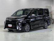 トヨタ ヴォクシー ＺＳ　煌３