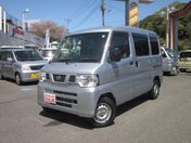 日産 ＮＶ１００クリッパー ６６０　ＤＸ　ハイルーフ　　クールシルバ