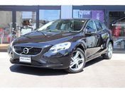 ボルボ Ｖ４０ Ｔ３　モメンタム