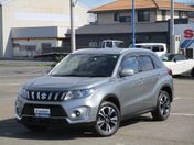 スズキ エスクード　４ＷＤ １．４ターボ　２型　８インチナビ＆バック