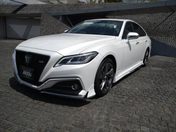 トヨタ クラウン　セダン　ハイブリッド ＲＳアドバンス　モデリスタエアロ＆マフラ