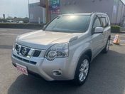 日産 エクストレイル　４ＷＤ ２０Ｘｔｔ　お客様直接買取車両です　４Ｗ