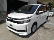 トヨタ ヴォクシー　ハイブリッド Ｖ