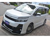トヨタ ヴォクシー ＺＳ　純正オプション＆カスタムパーツ２０