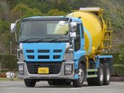 いすゞ ギガ ９．９６ｔ　コンクリートミキサー