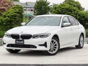 ＢＭＷ ３シリーズ　セダン ３２０ｄ　ｘＤｒｉｖｅ
