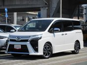 トヨタ ヴォクシー ＺＳ　煌