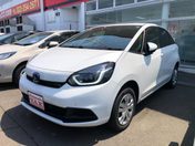 ホンダ フィット　４ＷＤ ｅ：ＨＥＶベーシック　車輛評価４．５点／