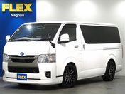 トヨタ ハイエースバン　２ＷＤ ５Ｄ２．８ＤＴスーパーＧＬダークプライム