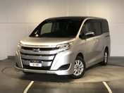 トヨタ ノア　ハイブリッド Ｘ