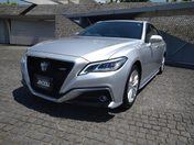 トヨタ クラウン　セダン　ハイブリッド ＲＳ