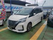 日産 セレナ　Ｓハイブリッド ハイウェイスター　Ｖ