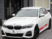 ＢＭＷ ３シリーズ　セダン ３２０ｉ　Ｍスポーツ