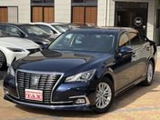 トヨタ クラウン　セダン ハイブリッド　２．５　ロイヤルサルーン