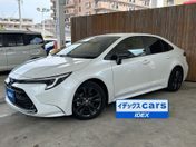 トヨタ カローラ　セダン　ハイブリッド Ｗ×Ｂ