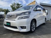 トヨタ ヴェルファイア ２．４Ｚ　プラチナセレクション２