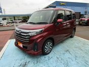 トヨタ ルーミー　４ＷＤ カスタムＧ
