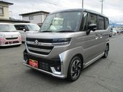 スズキ スペーシア　カスタム　４ＷＤ カスタム　ＨＹＢＲＩＤ　ＸＳターボ　４Ｗ