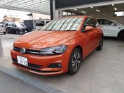 フォルクスワーゲン ポロ １０００　ＴＳＩ　コンフォートライン　右