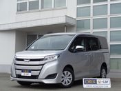 トヨタ ノア　４ＷＤ Ｘ