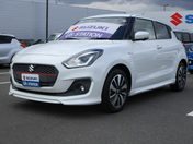 スズキ スイフト ＨＹＢＲＩＤ　ＲＳ　ＺＣ５３Ｓ．ＺＤ５３