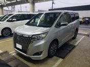 トヨタ エスクァイア　４ＷＤ Ｘｉ