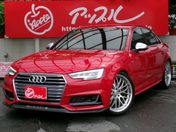 アウディ Ａ４ ２．０ＴＦＳＩ　スポーツ　Ｓラインパッケ