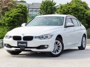 ＢＭＷ ３シリーズ　セダン ３２０ｉ