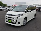 トヨタ ノア Ｘ