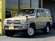 トヨタ ランドクルーザーバン ７０