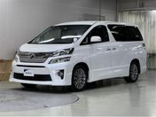 トヨタ ヴェルファイア ２．４Ｚ　ゴールデンアイズ