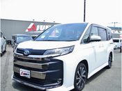 トヨタ ノア ハイブリッドＳ－Ｚ　パノラミックビュー